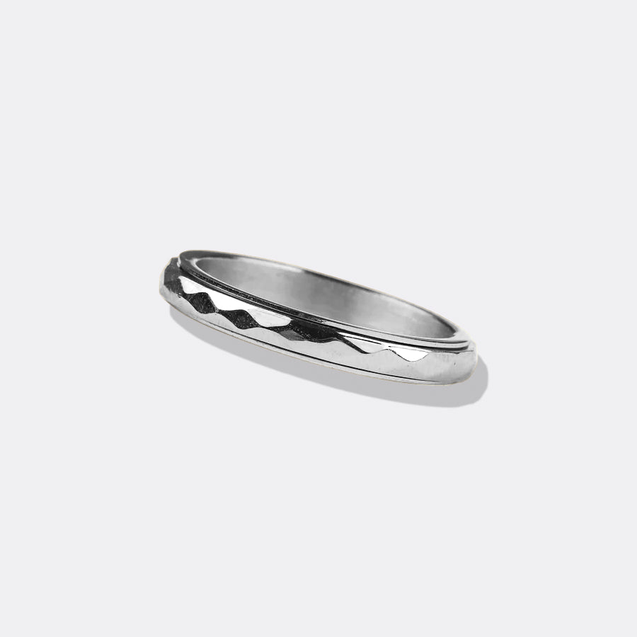 Dainty Hammered Band Spinning Fidget Ring