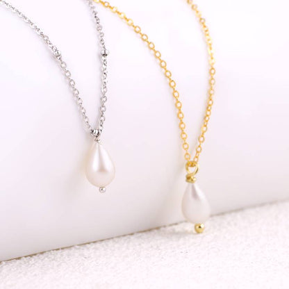 Dainty Pearl Drop Necklace