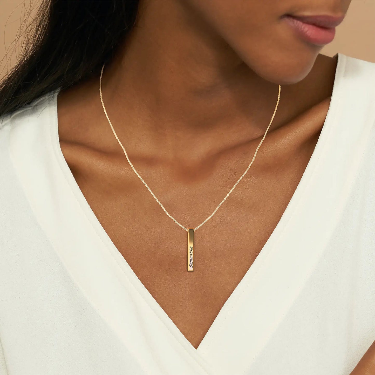 Muse Pillar Bar Necklace