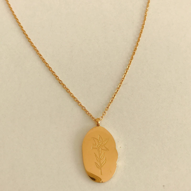 Gold Birth Flower Pendant Necklace