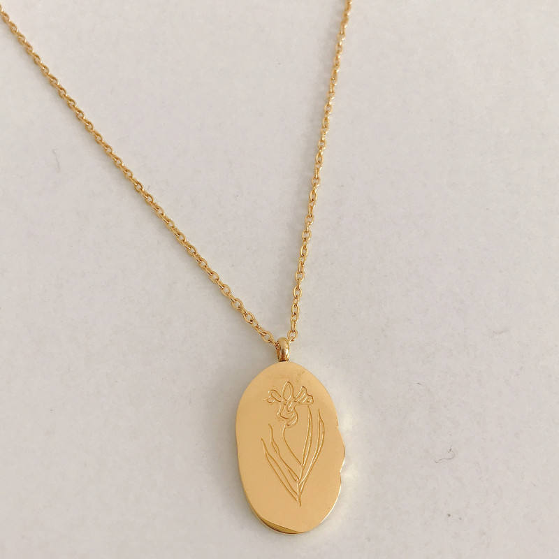 Gold Birth Flower Pendant Necklace