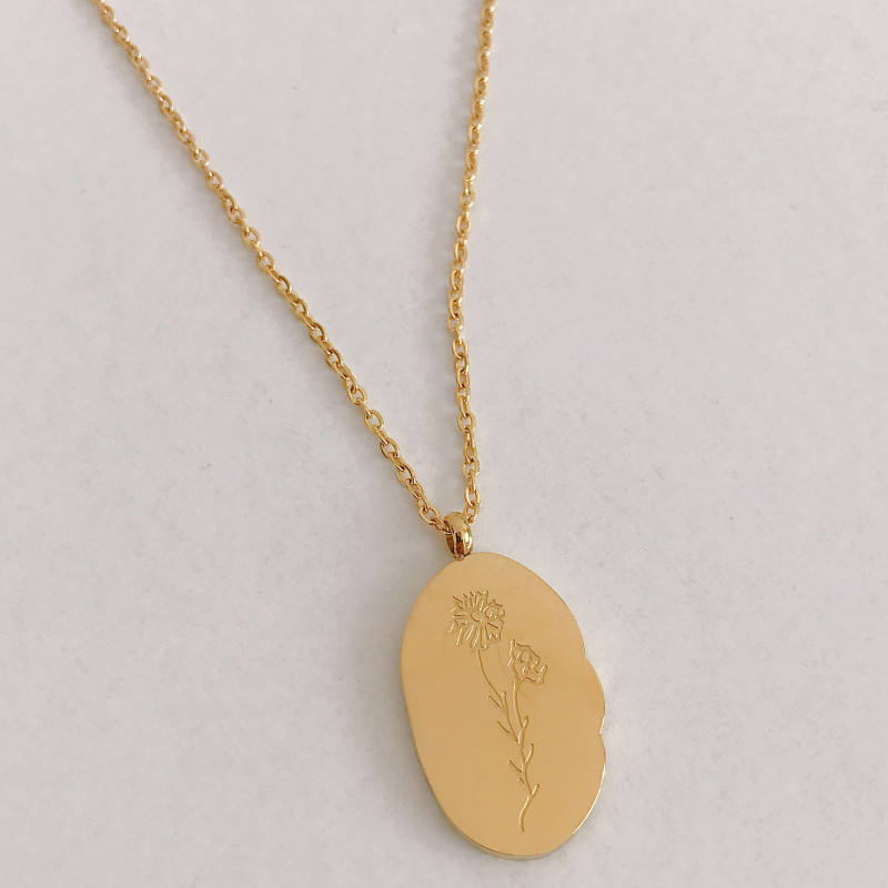 Gold Birth Flower Pendant Necklace