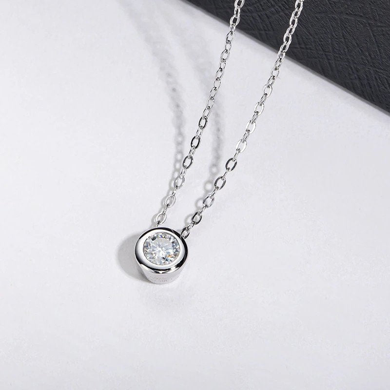 Bubble Solitaire Necklace