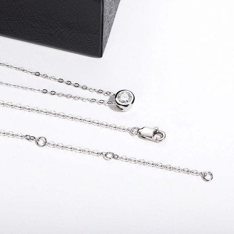 Bubble Solitaire Necklace