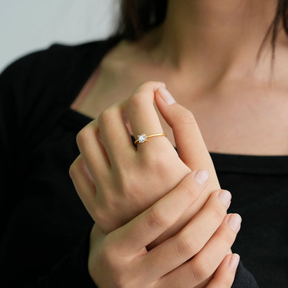 Dainty Topaz Ring