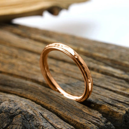 Dainty Hammered Band Spinning Fidget Ring