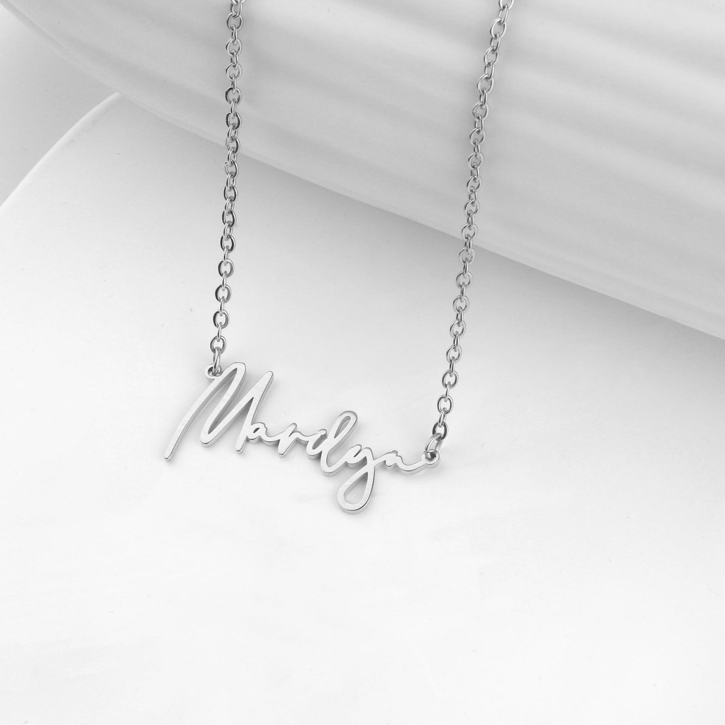 Monroe Name Necklace