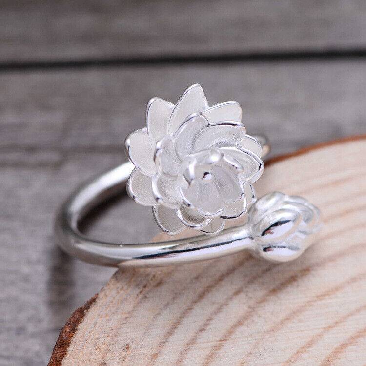 White Lotus Adjustable Fidget Ring