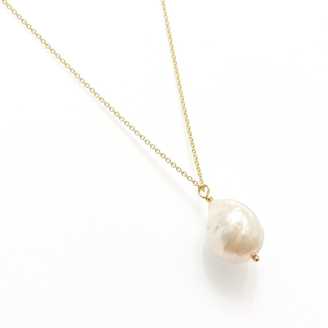 Single Freshwater Pearl Necklace