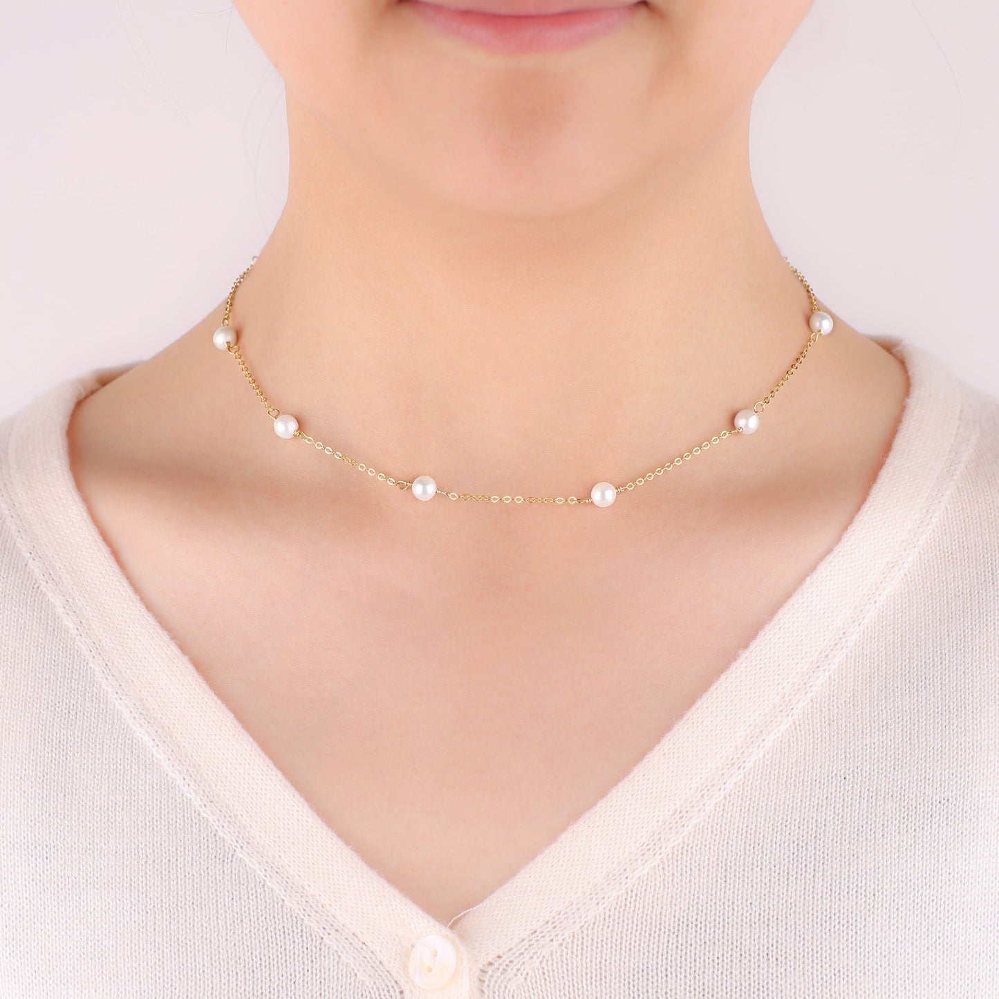 Ten Pearl Choker