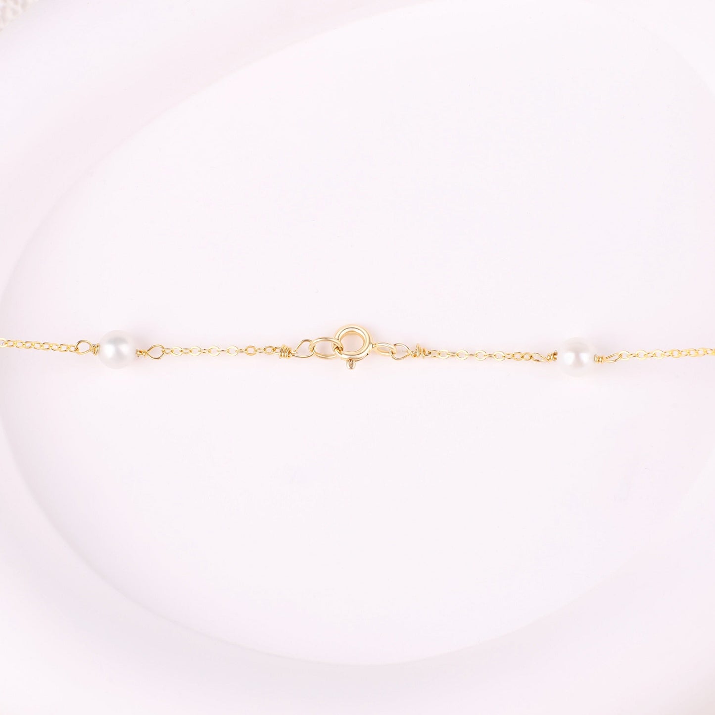 Ten Pearl Choker