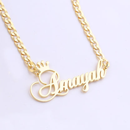 The Queen Name Necklace